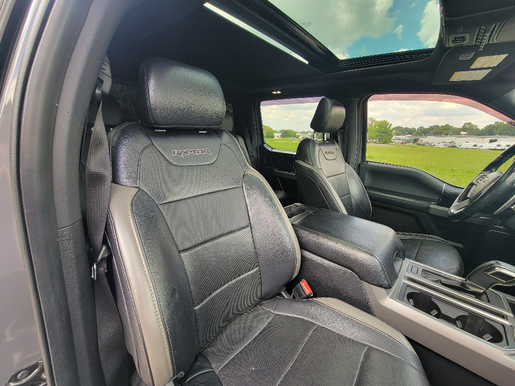 Used 2018 Ford F150 Raptor w/ Equipment Group 802A Luxury AWD/4WD image 35