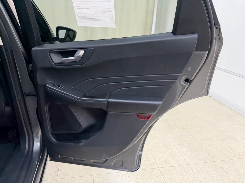 Used 2022 Ford Escape SEL AWD/4WD image 12