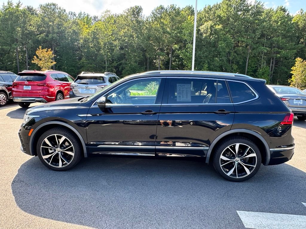 Used 2022 Volkswagen Tiguan SEL R-Line AWD/4WD image 3