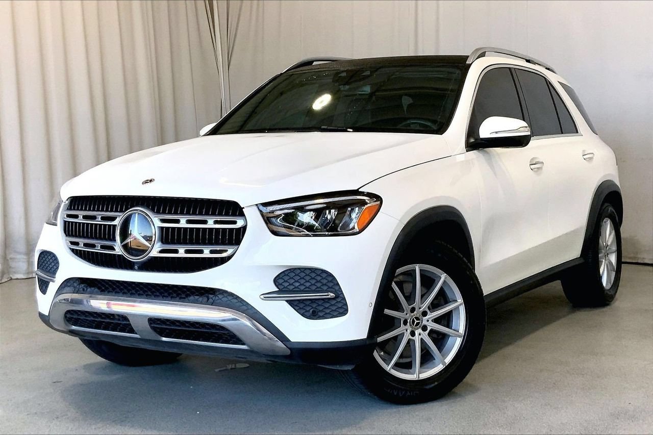 Used 2024 Mercedes-Benz GLE 350 4MATIC w/ 3rd Row Seat Package image 12