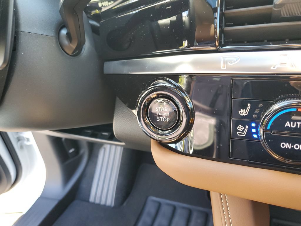 New 2026 Nissan Pathfinder Platinum AWD/4WD image 26