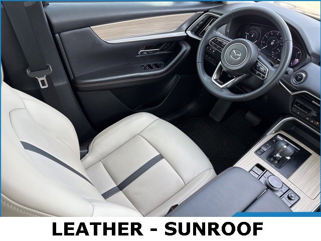 Used 2025 MAZDA CX-70 Plug-In Hybrid w/ Premium Pkg image 15