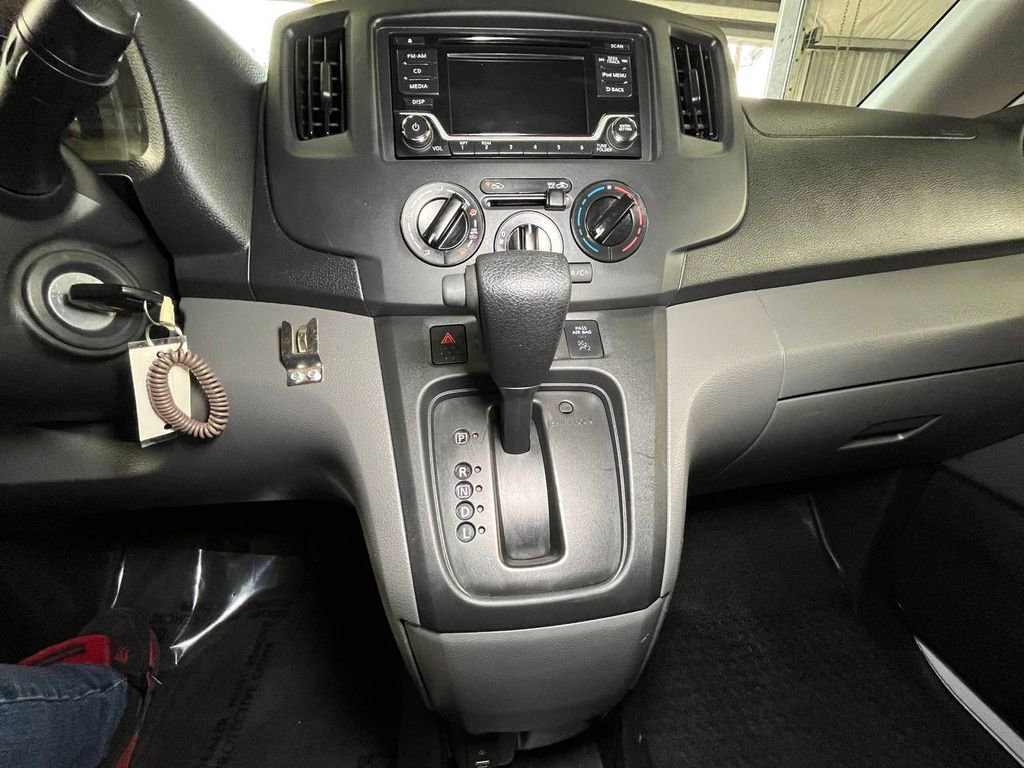 Used 2018 Chevrolet City Express LS FWD image 14