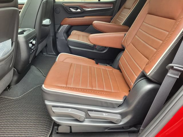 Used 2024 GMC Yukon Denali Ultimate AWD/4WD image 25