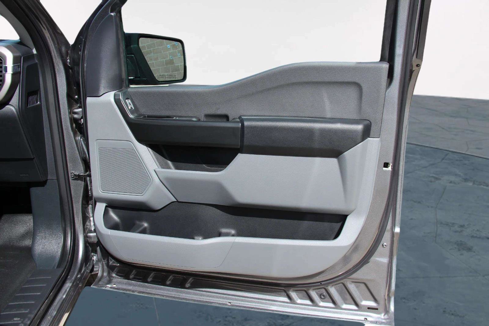 Used 2025 Ford F150 XL w/ Equipment Group 104A Hybrid image 29