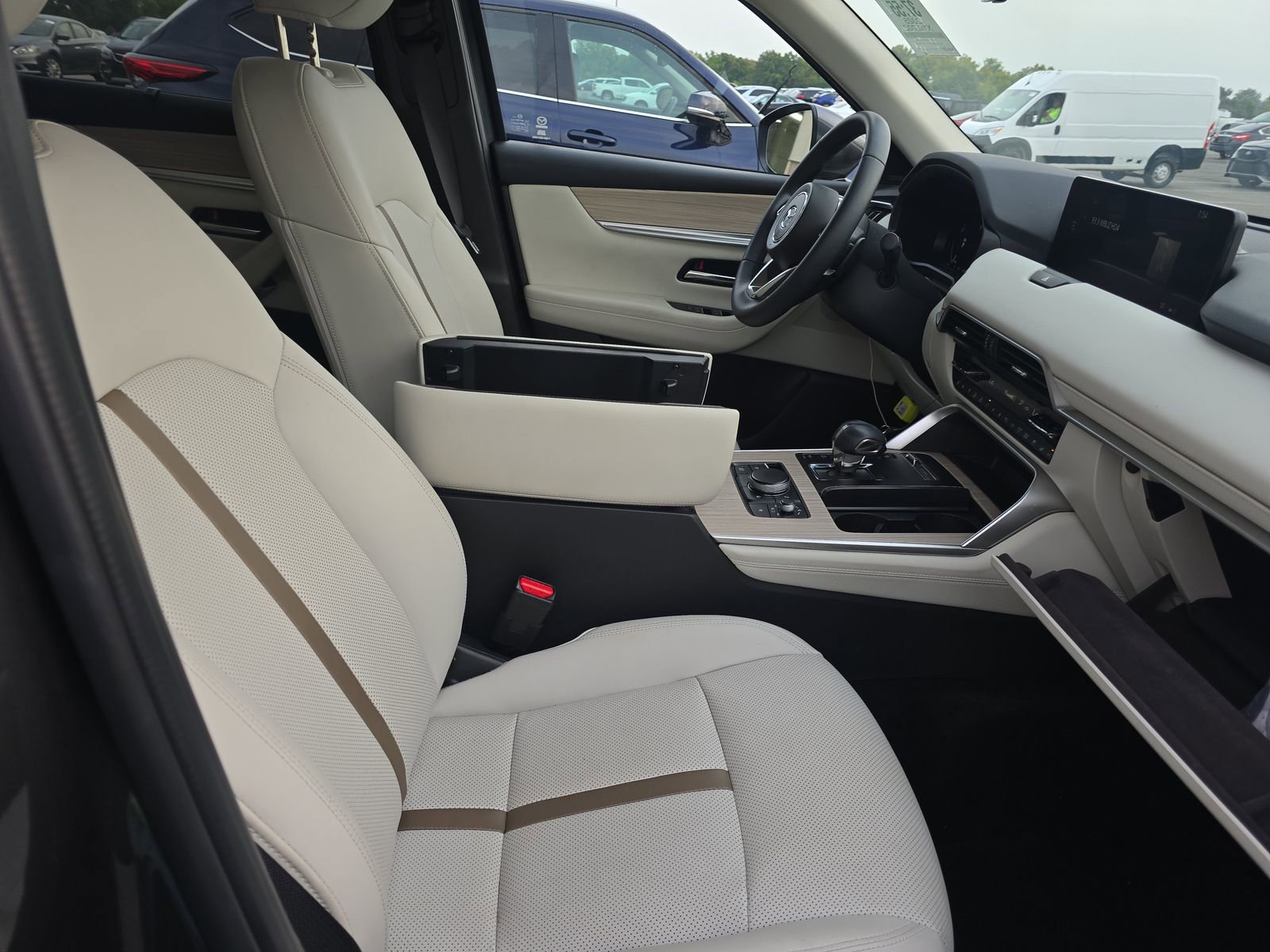 Certified 2025 MAZDA CX-90 Plug-In Hybrid w/ Premium Plus image 14