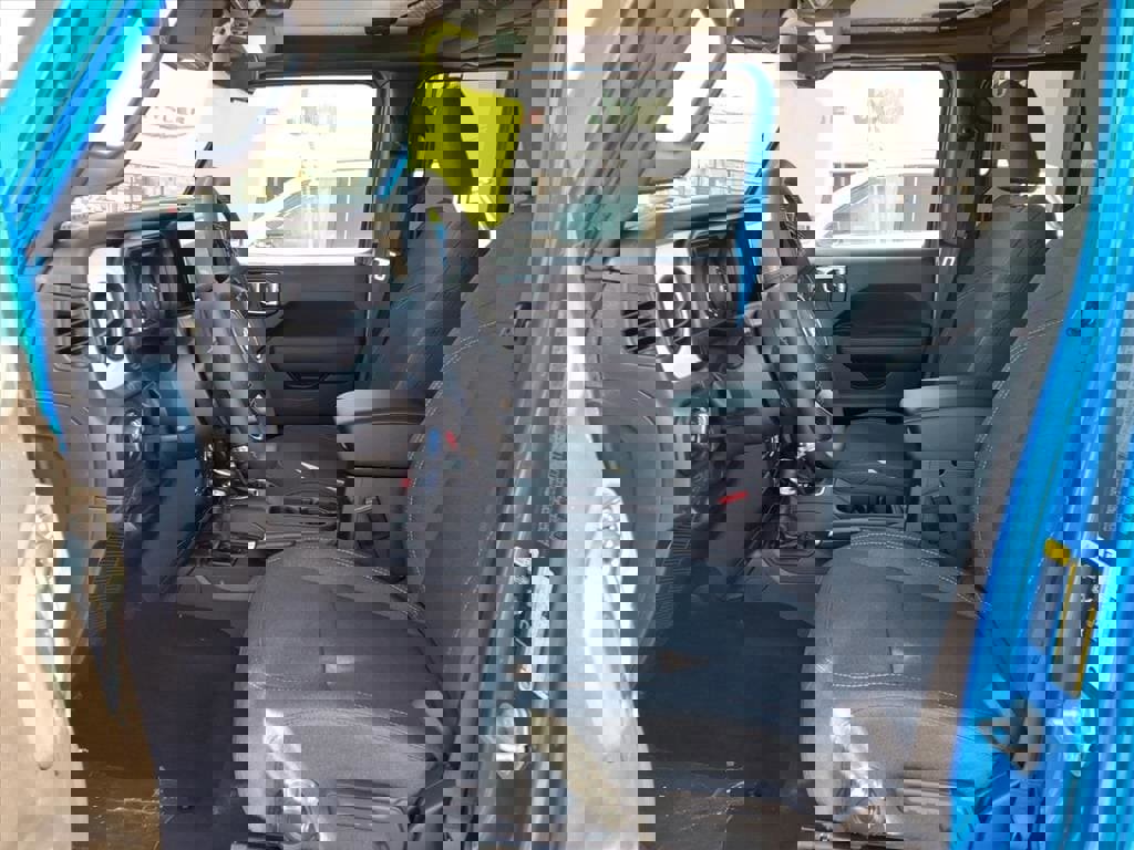 New 2025 Jeep Wrangler Unlimited Sport image 4