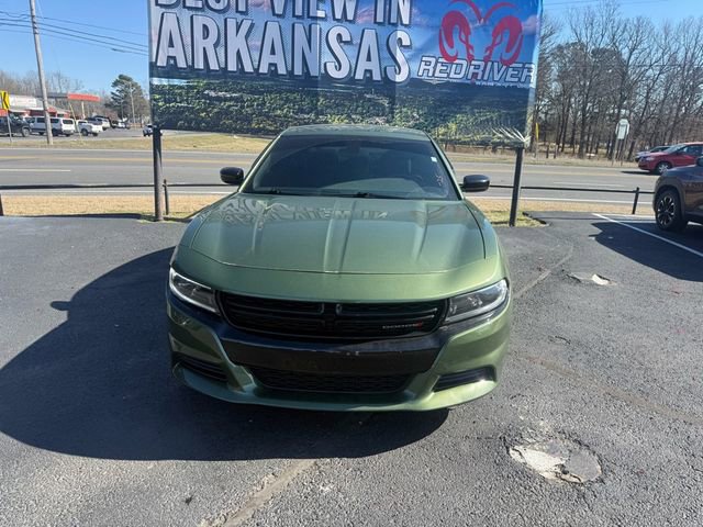 Used 2022 Dodge Charger SXT w/ Blacktop Package image 2