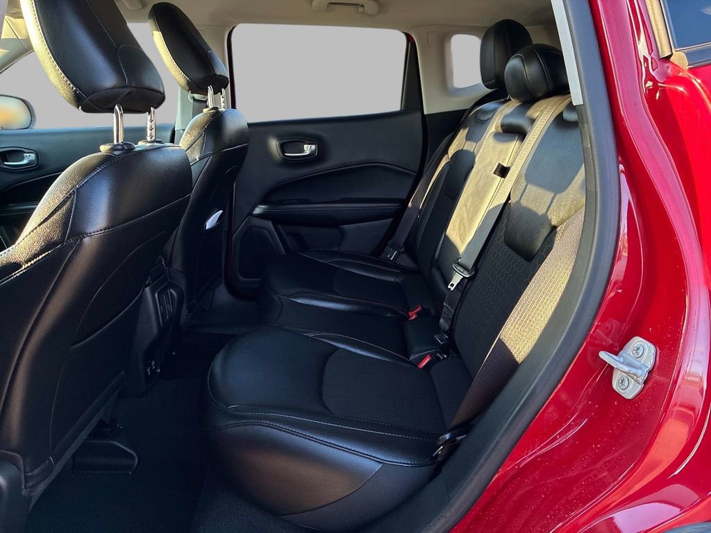 Certified 2021 Jeep Compass Latitude w/ Convenience Group image 15