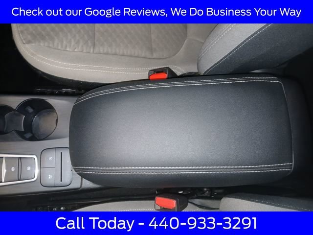 Certified 2022 Ford Escape SE w/ Cold Weather Package image 38