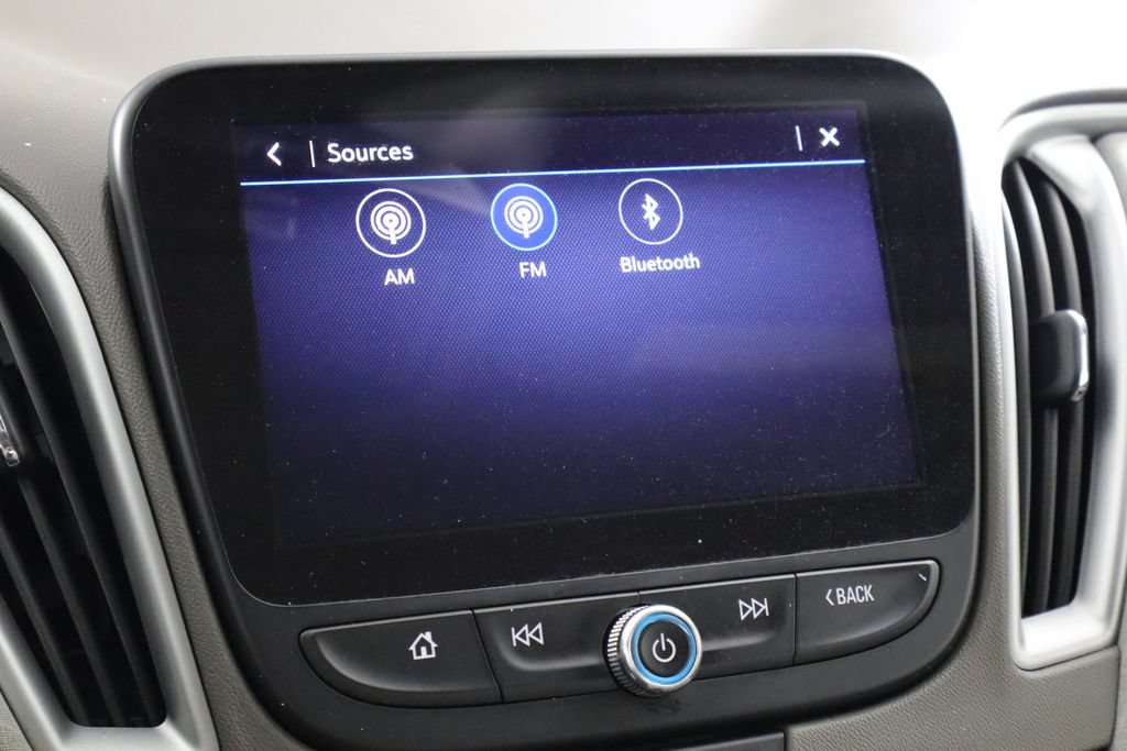 Used 2022 Chevrolet Malibu LS w/ Driver Confidence Package II FWD image 29