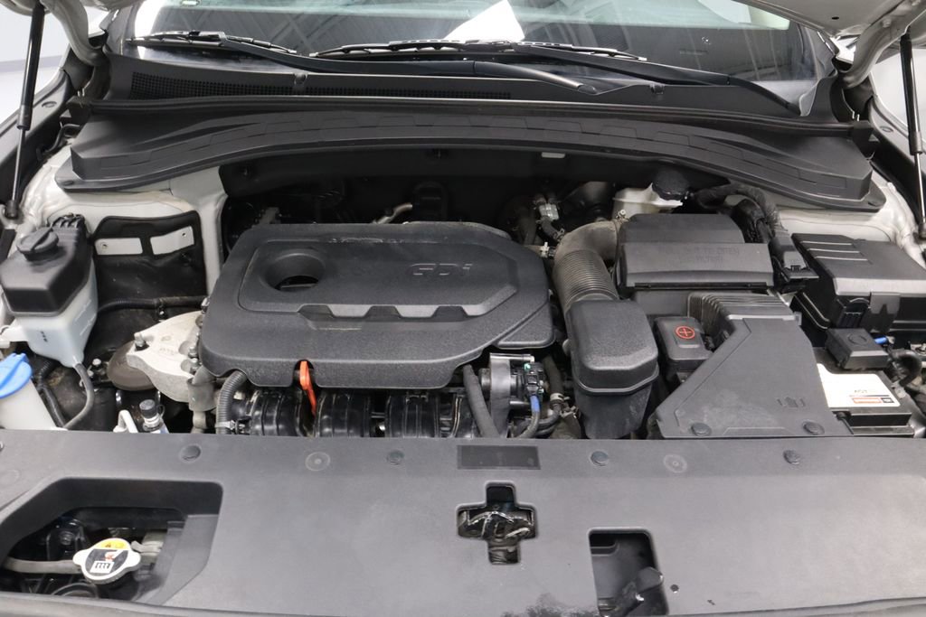 Used 2020 Hyundai Santa Fe SEL FWD image 13