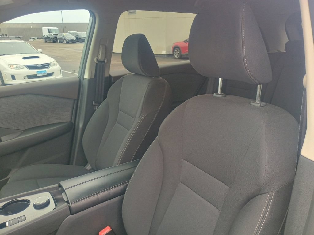 Used 2023 Nissan Rogue S AWD/4WD image 13