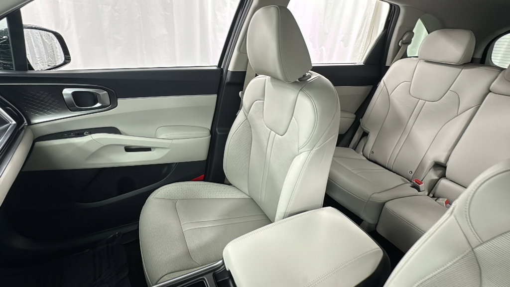 New 2026 Kia Sorento EX AWD/4WD image 13