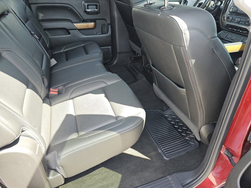 Used 2017 Chevrolet Silverado 1500 LTZ AWD/4WD image 5