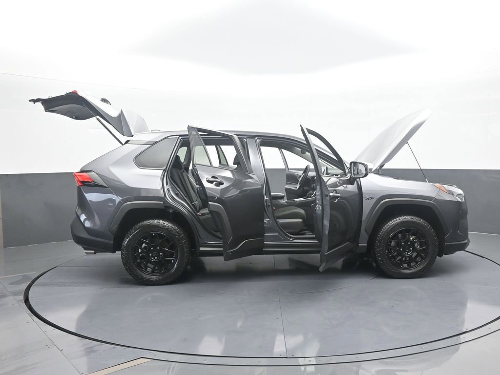 Used 2023 Toyota RAV4 LE image 68