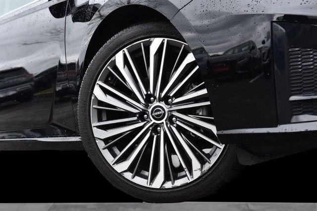 Certified 2025 Nissan Altima 2.5 SL image 3