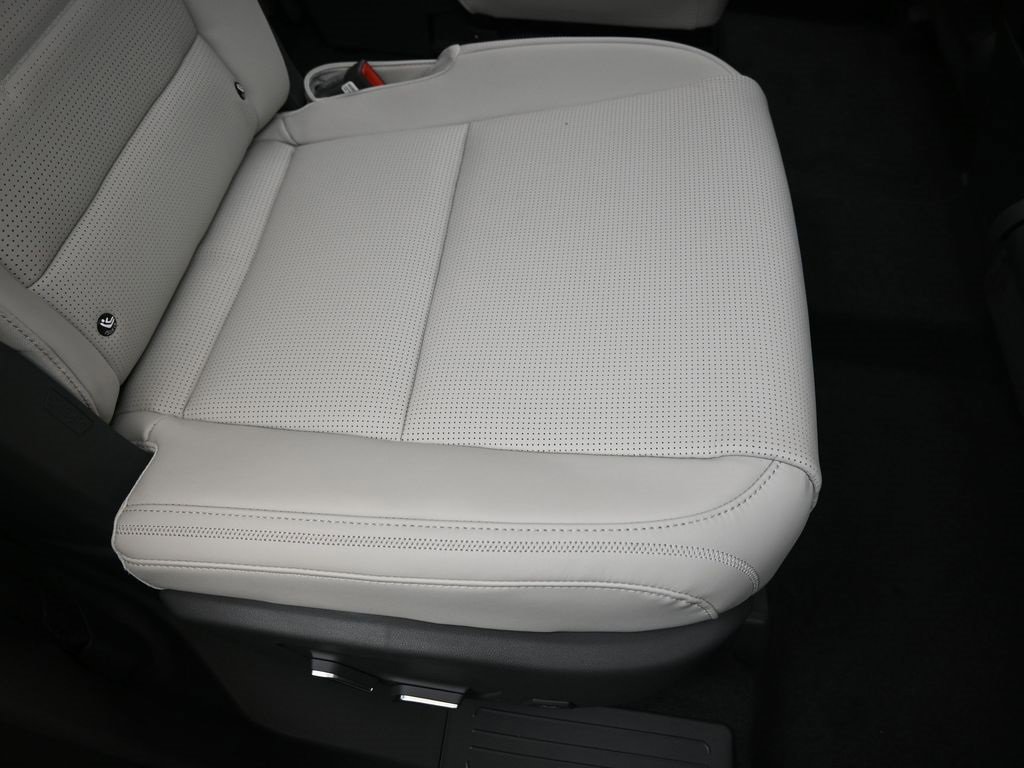 New 2026 Hyundai Santa Fe Calligraphy image 16