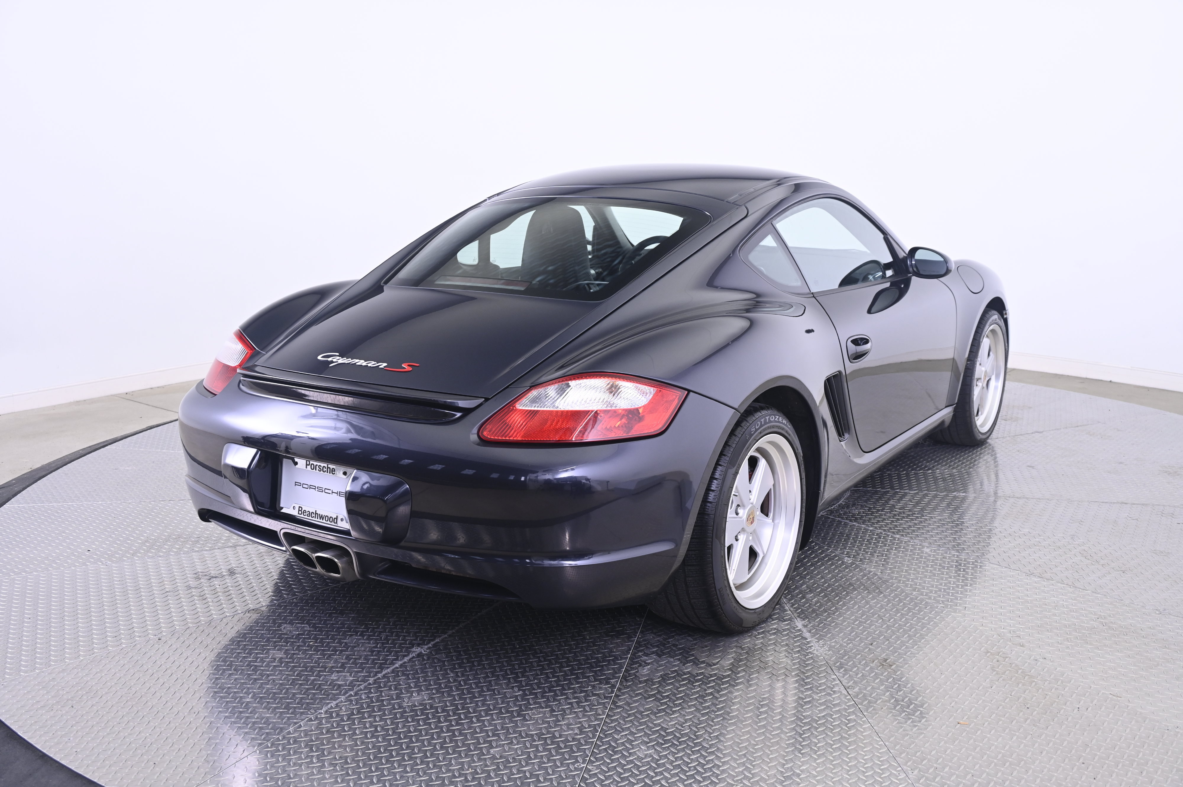 Used 2007 Porsche Cayman S RWD image 7