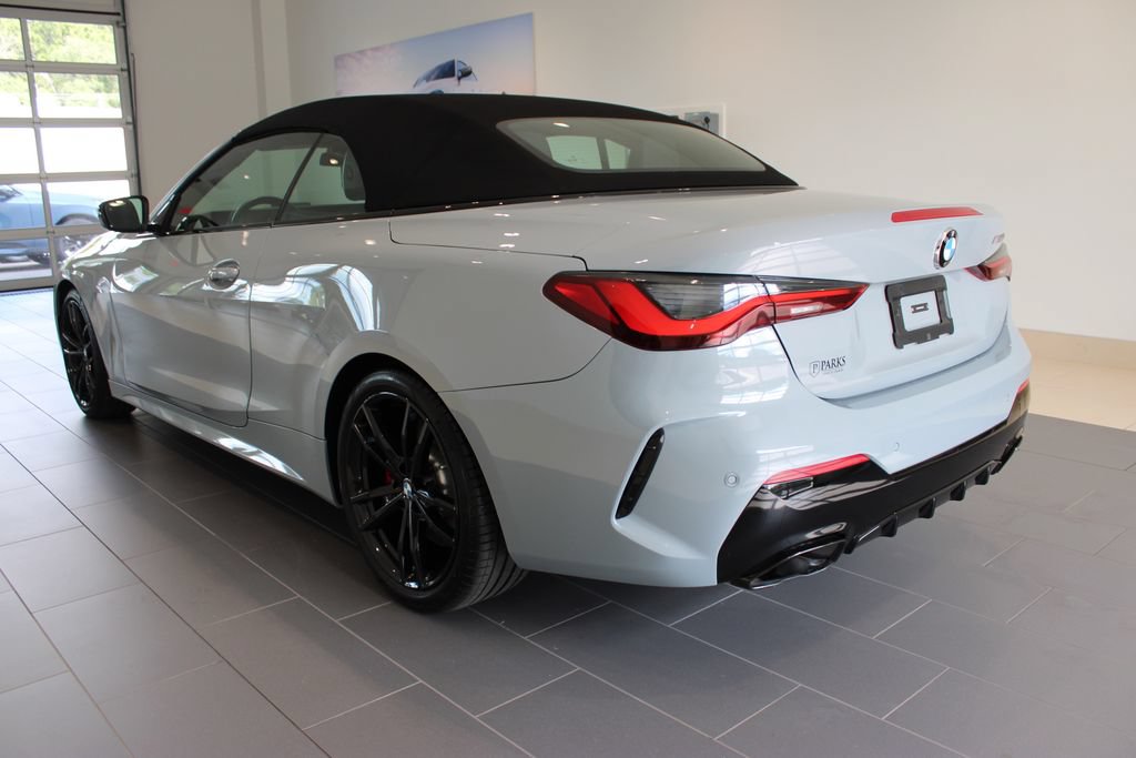 Used 2024 BMW M440i Convertible w/ Shadowloine Package RWD image 39