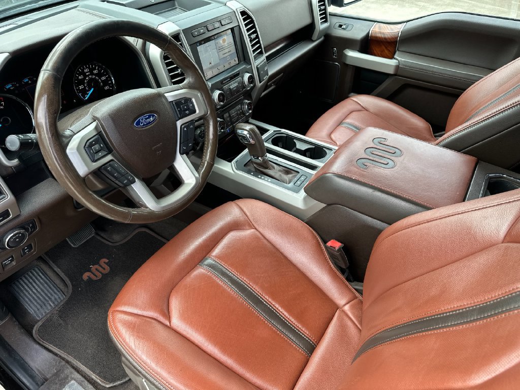 Used 2018 Ford F150 King Ranch w/ Equipment Group 601A Luxury AWD/4WD image 9