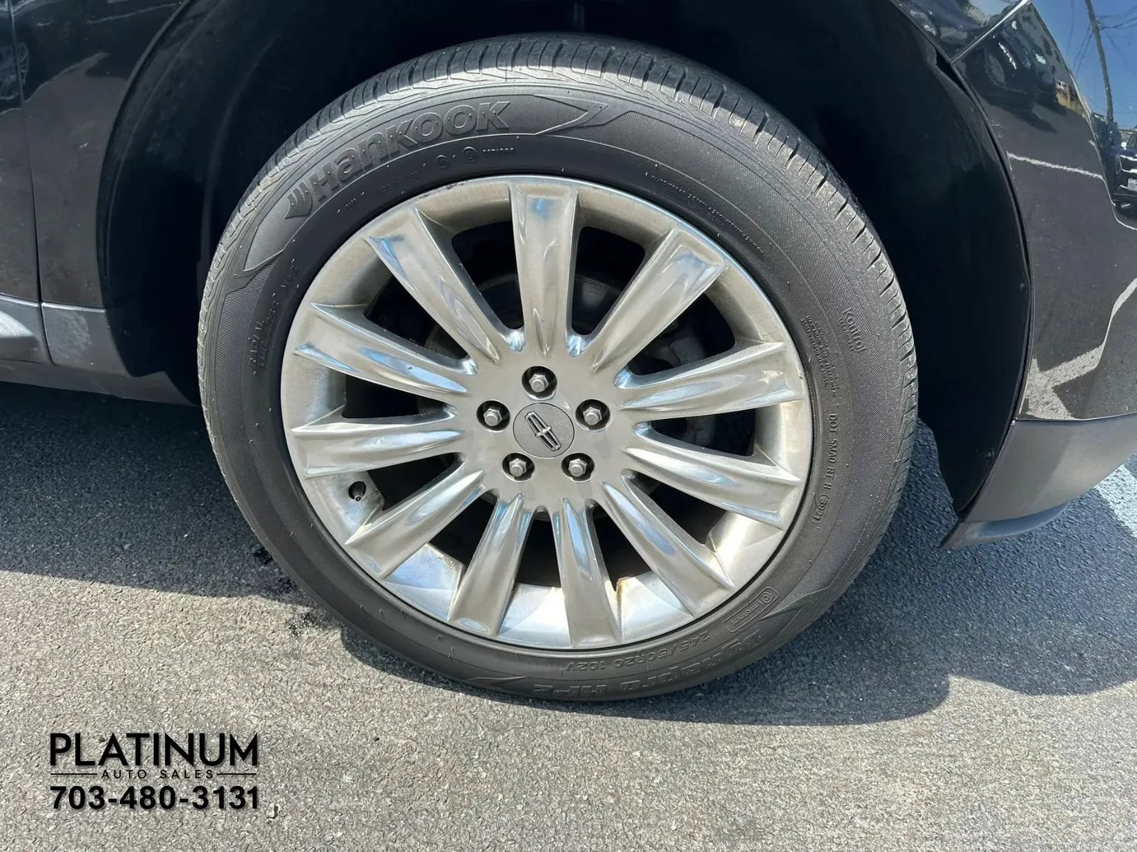 Used 2014 Lincoln MKX AWD w/ Equipment Group 102A image 24