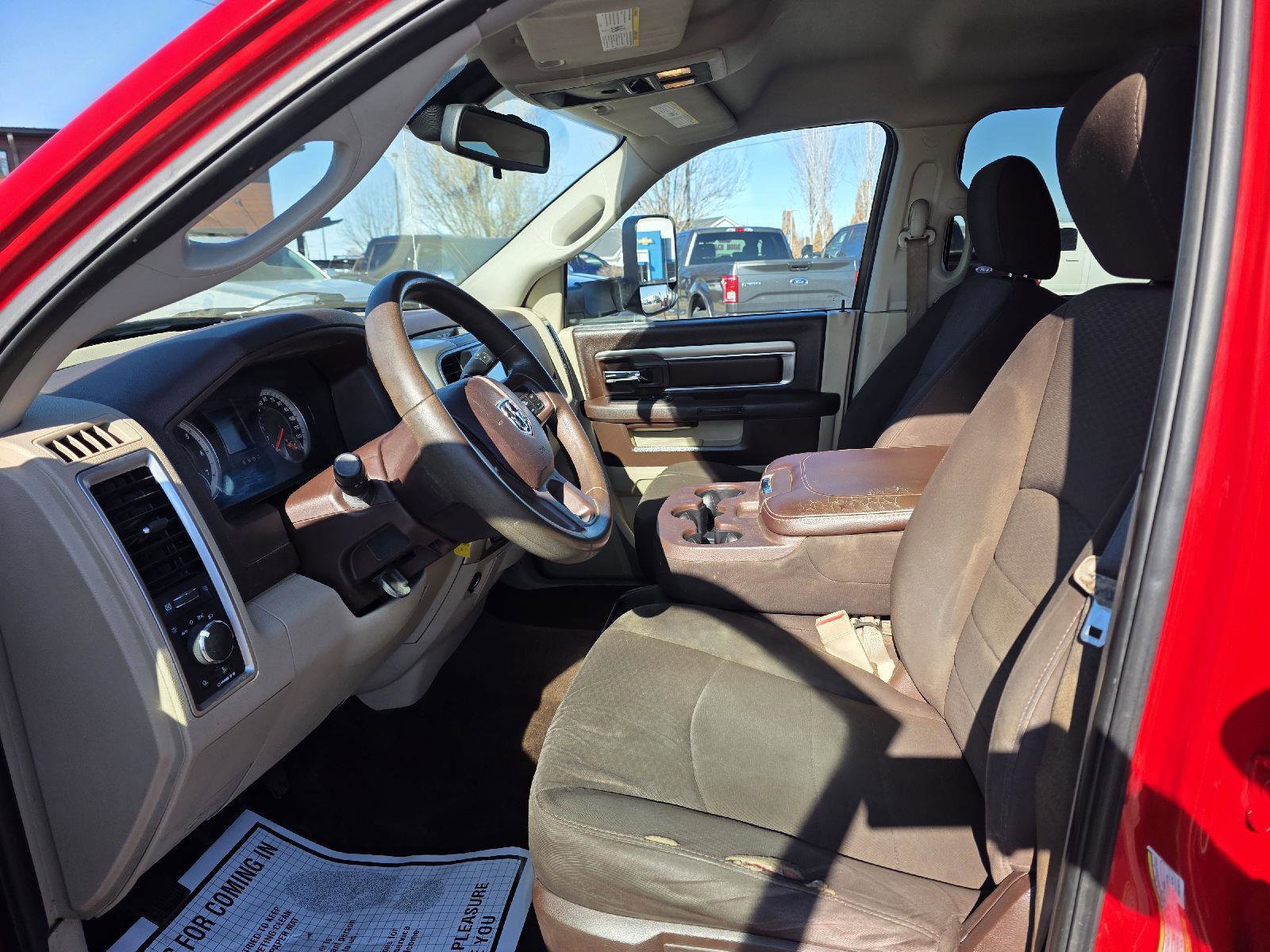 Used 2015 RAM 2500 SLT image 9