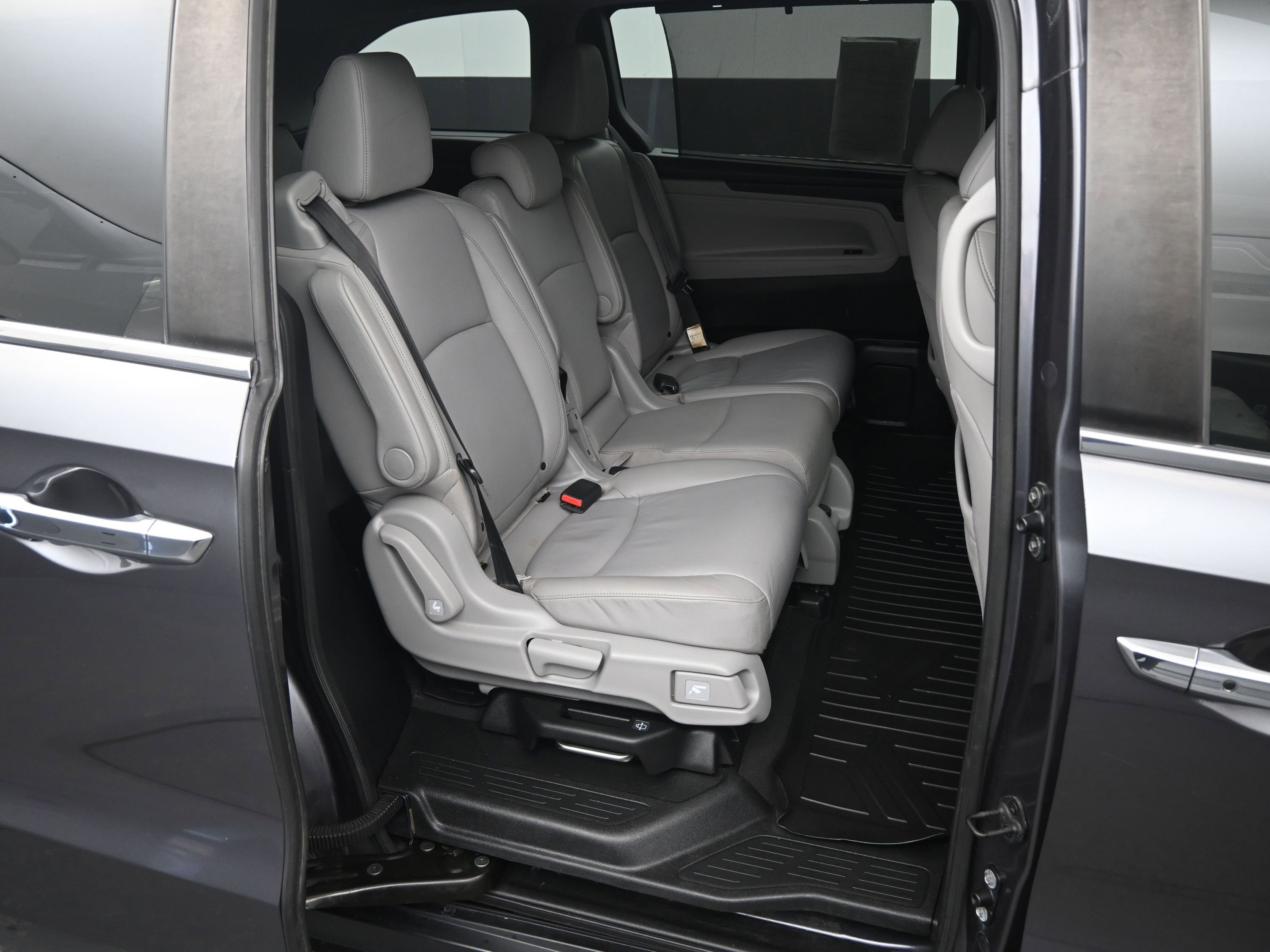 Used 2018 Honda Odyssey EX-L image 10