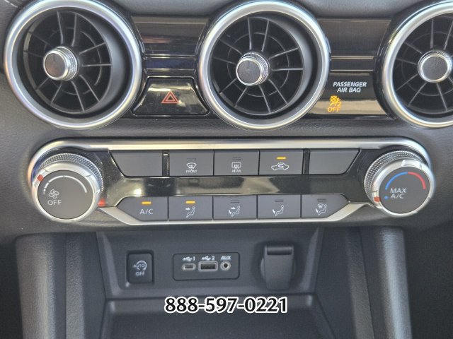 Used 2024 Nissan Sentra SV FWD image 24