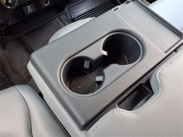 New 2025 Ford F550 4x4 Crew Cab image 16