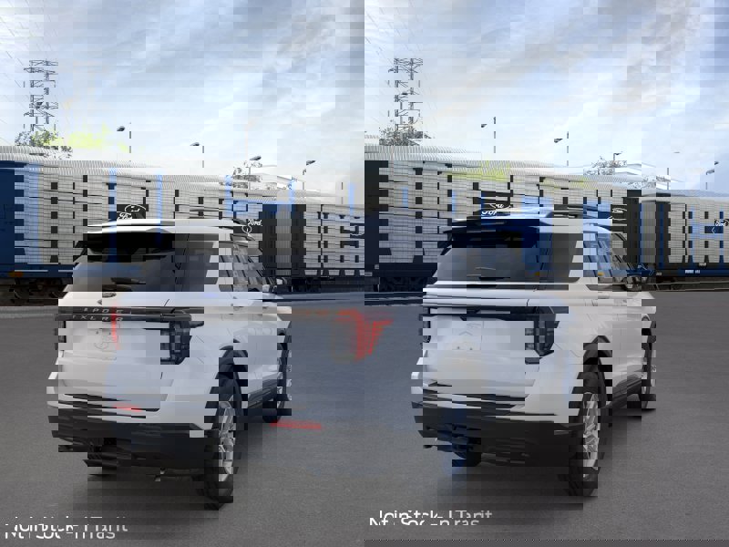 New 2026 Ford Explorer Active image 8