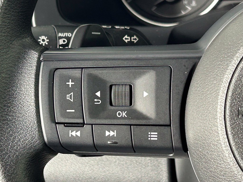 Used 2024 Nissan Pathfinder S w/ Cargo Package AWD/4WD image 28