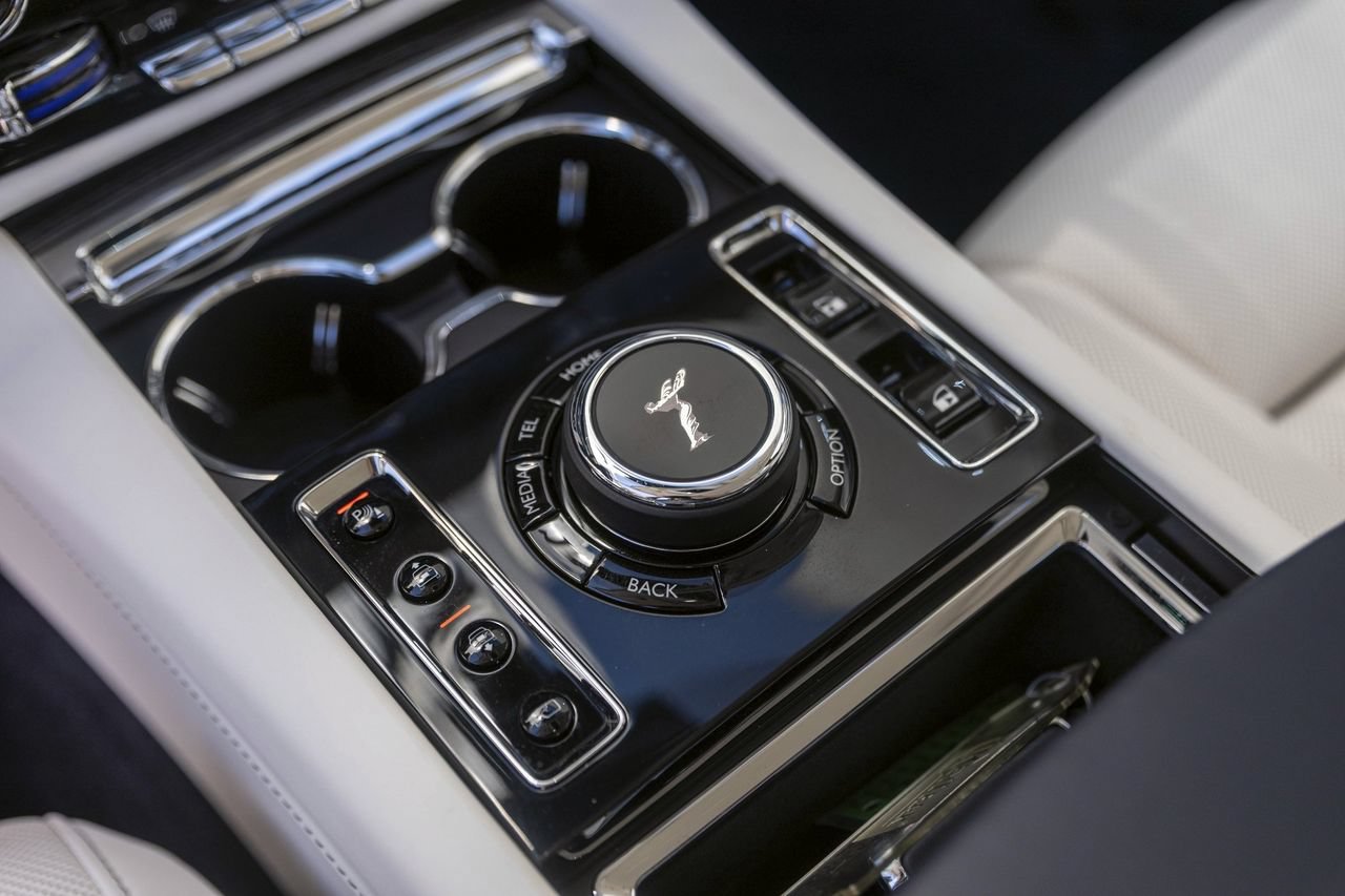 New 2025 Rolls-Royce Ghost AWD/4WD image 37