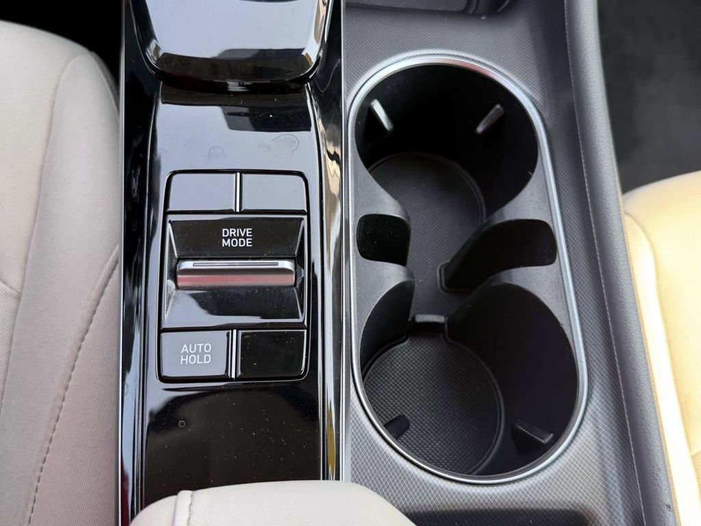 Certified 2023 Hyundai Sonata SEL FWD image 19