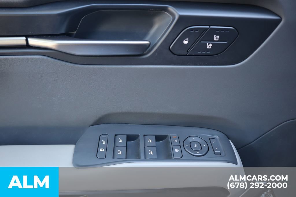 Used 2024 Kia EV9 Wind image 12