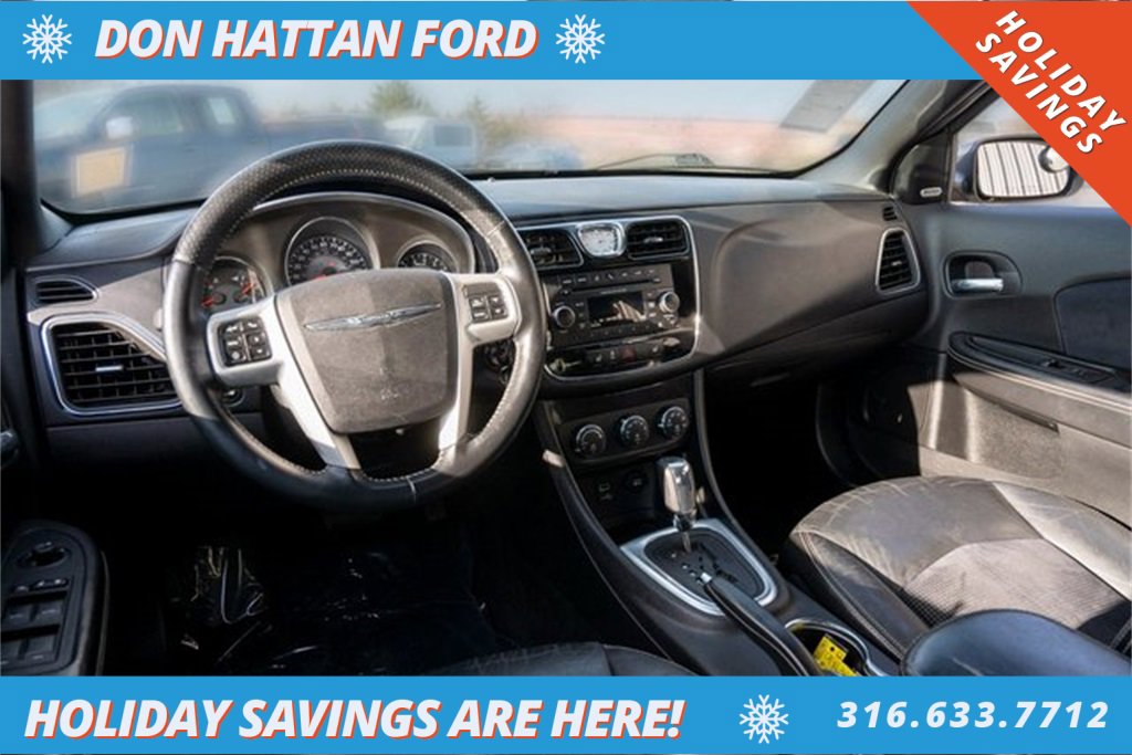 Used 2013 Chrysler 200 Limited image 20