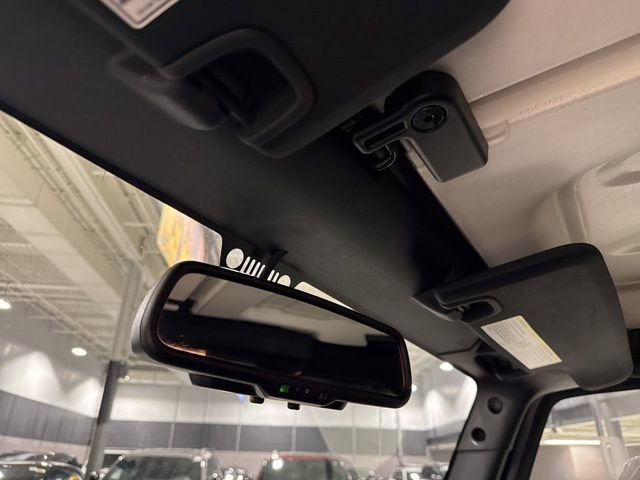 Used 2018 Jeep Wrangler Unlimited Sport S image 37