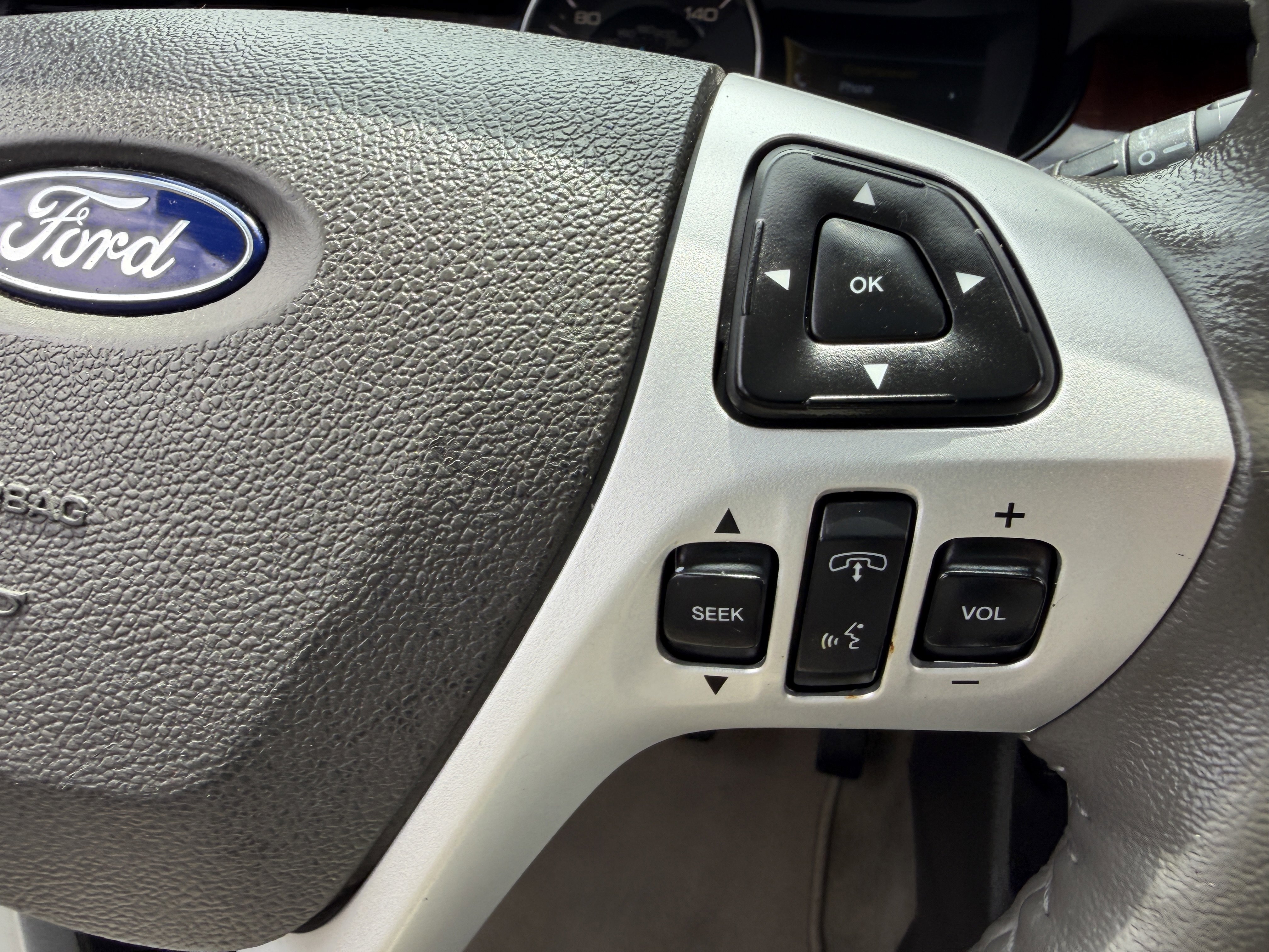 Used 2011 Ford Edge Limited w/ 302A Rapid Spec Order Code AWD/4WD image 32