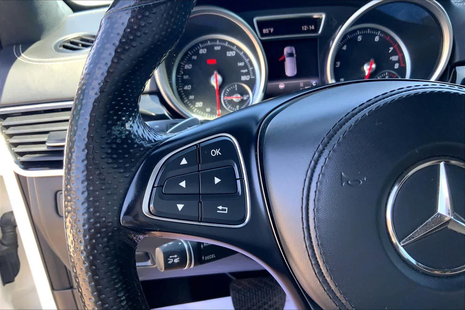 Used 2018 Mercedes-Benz GLS 550 4MATIC image 23
