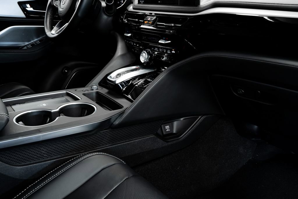 Certified 2025 Acura MDX w/ Technology Package image 27