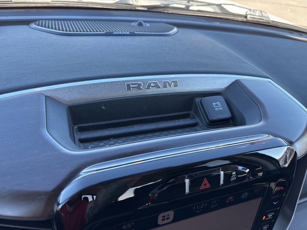 Used 2024 RAM 2500 Laramie image 18