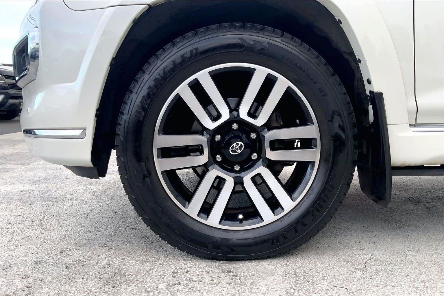Used 2019 Toyota 4Runner Limited RWD image 8