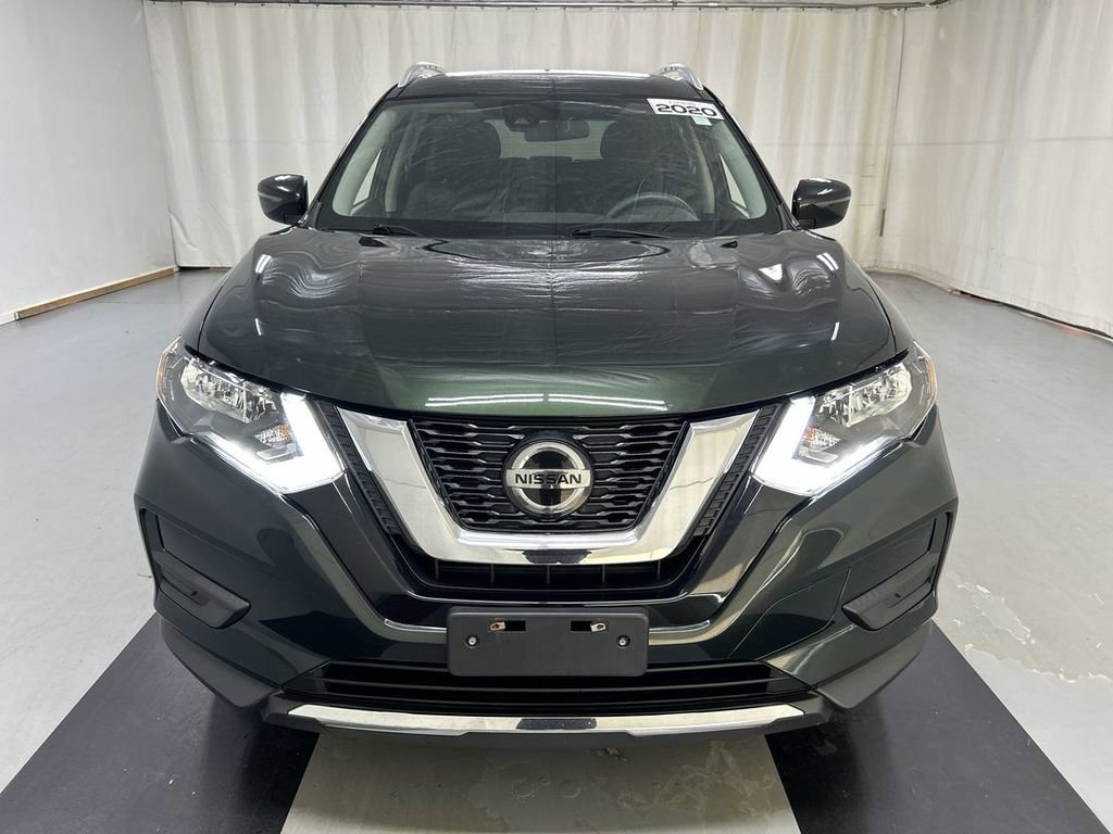 Used 2020 Nissan Rogue SV image 3