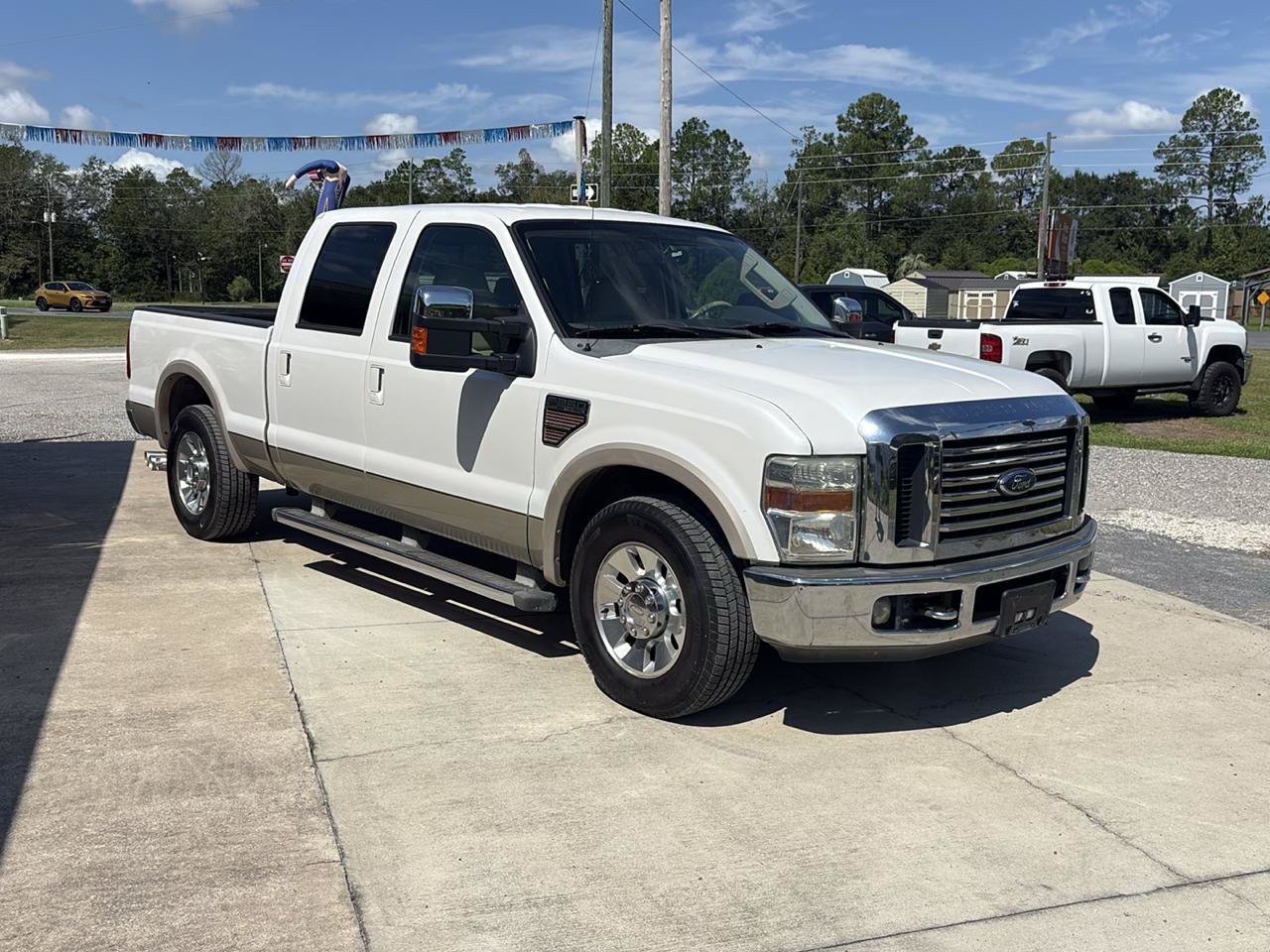 Used 2010 Ford F250 Lariat RWD image 3
