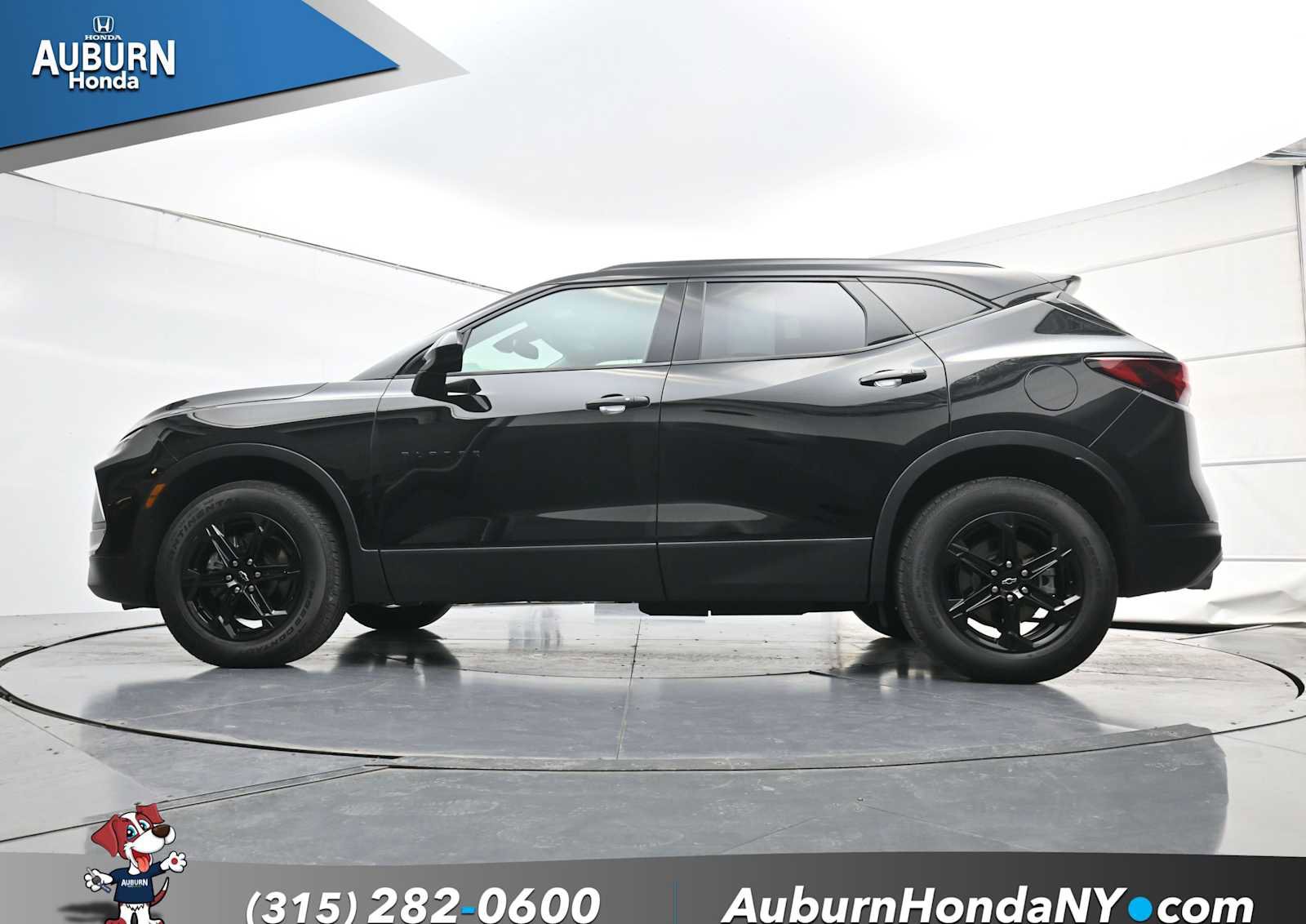 Used 2025 Chevrolet Blazer LT w/ Convenience Package image 18