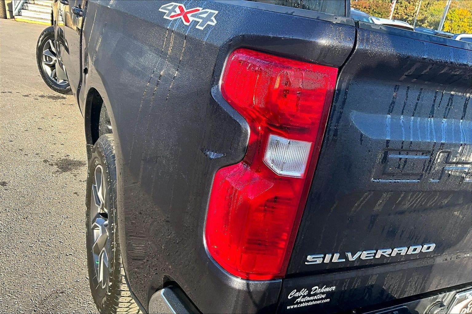 Used 2024 Chevrolet Silverado 1500 LT AWD/4WD image 25