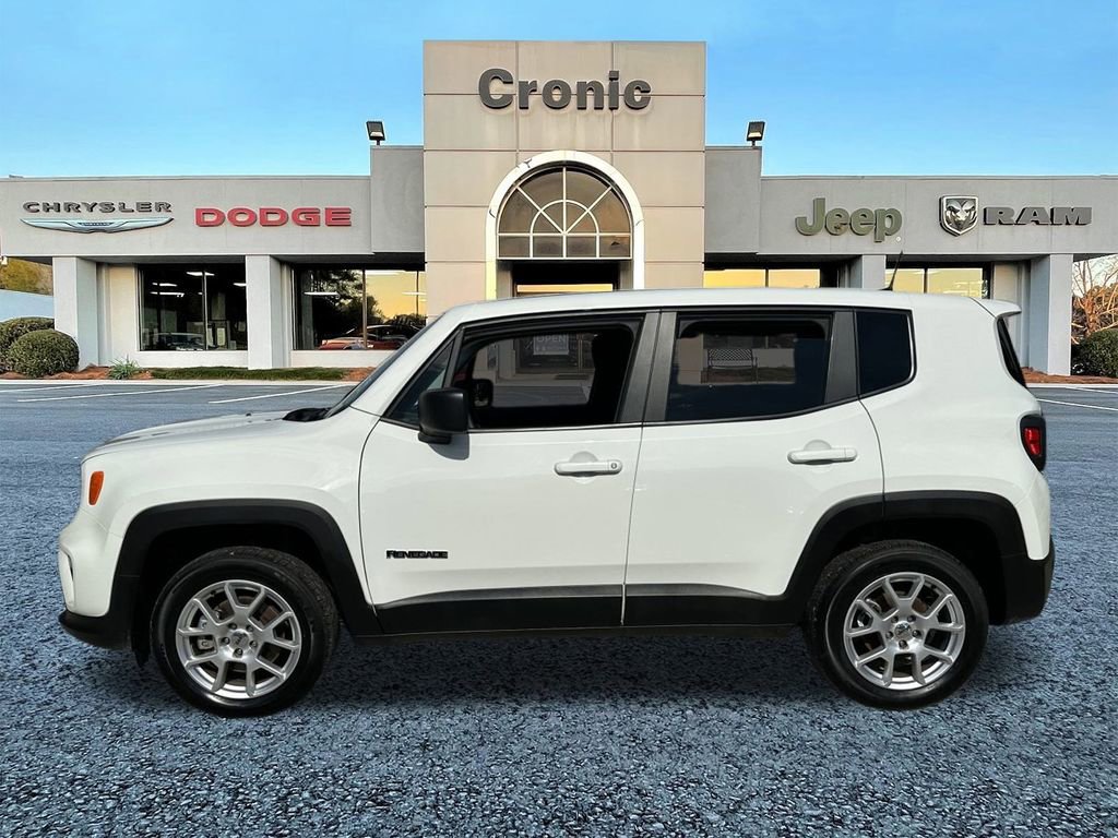 Used 2023 Jeep Renegade Latitude image 6