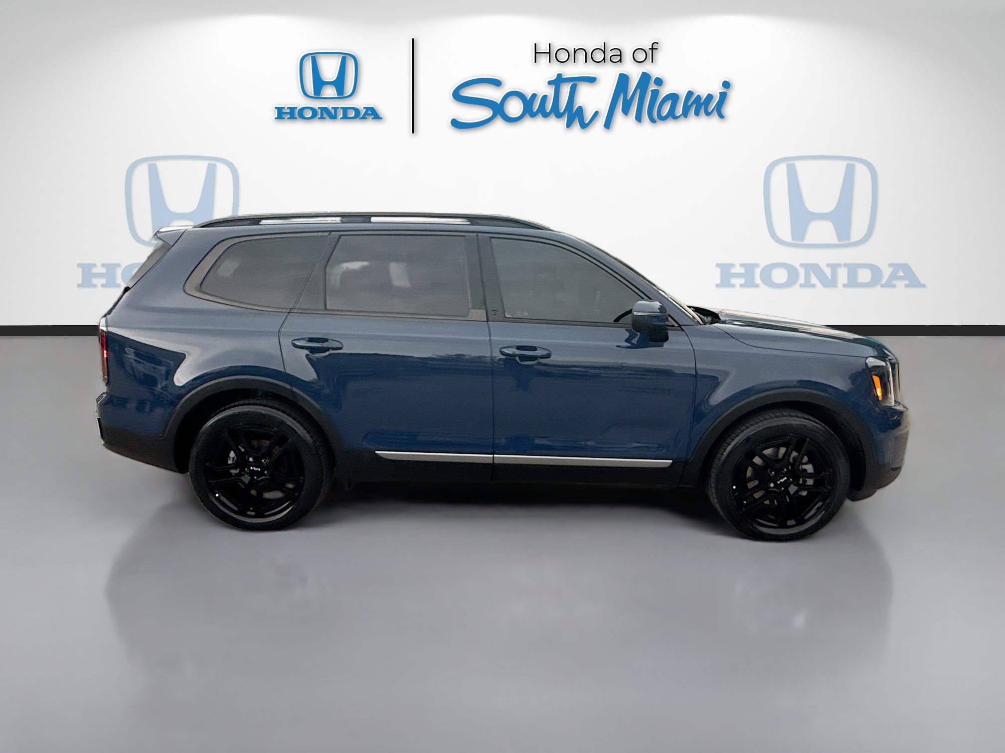 Used 2023 Kia Telluride EX X-Line AWD/4WD image 8