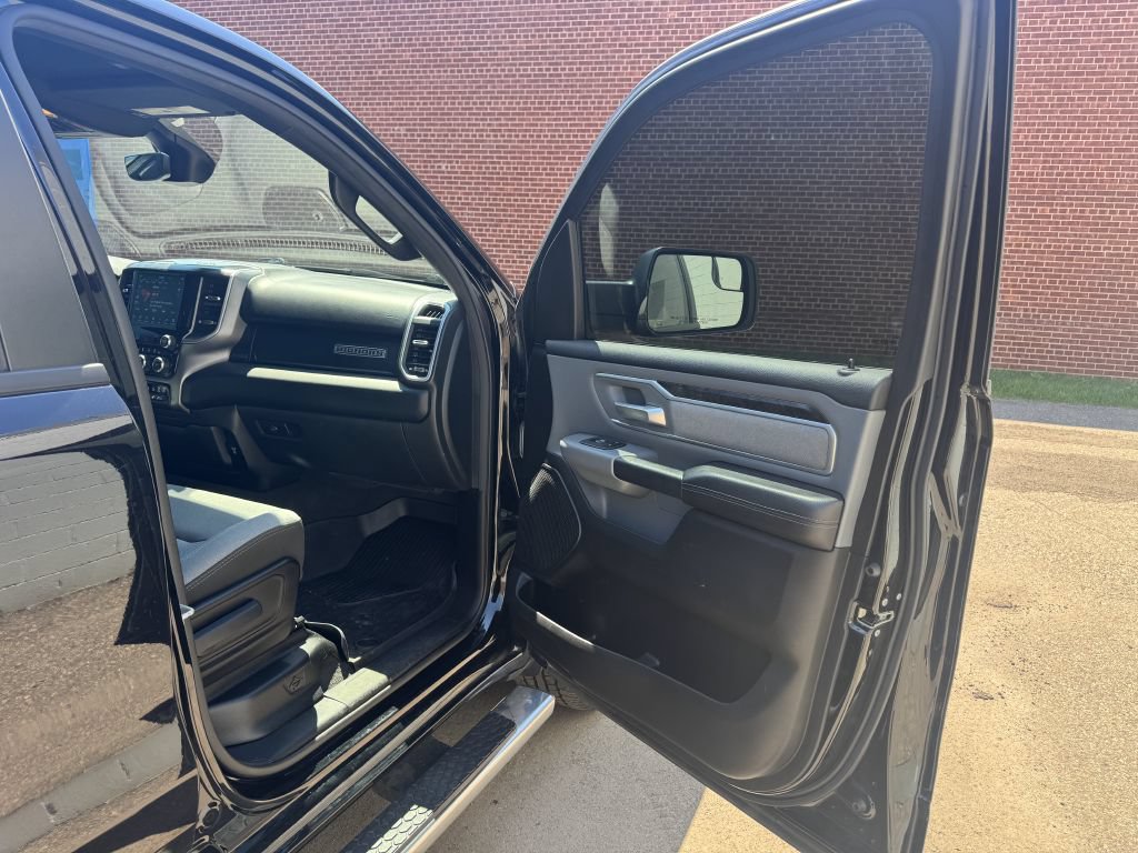 Used 2021 RAM 1500 Big Horn AWD/4WD image 12