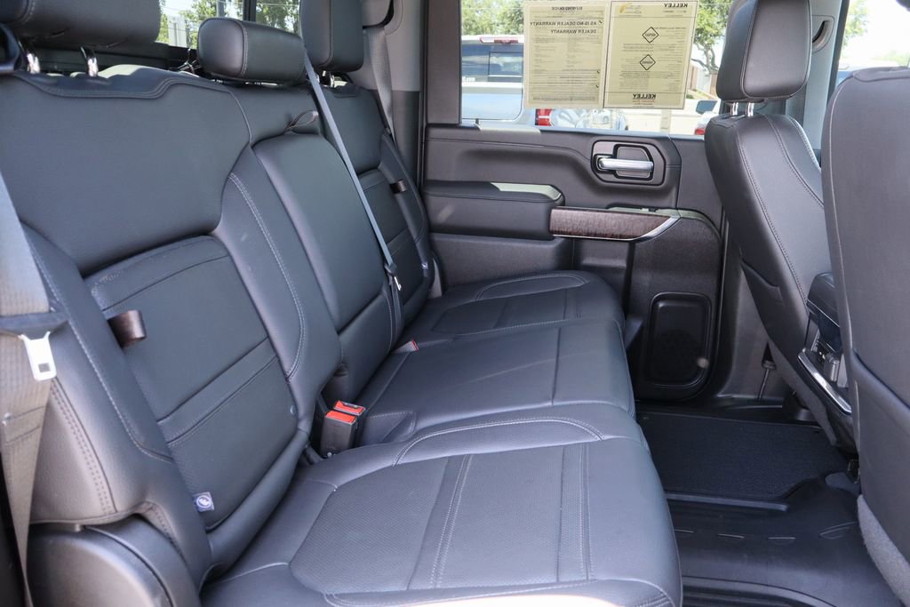 Used 2022 GMC Sierra 2500 Denali w/ Denali Black Diamond Edition AWD/4WD image 30